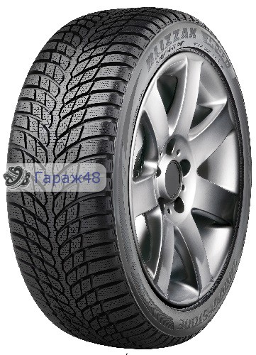 Bridgestone Blizzak LM32 215/45 R18 93V